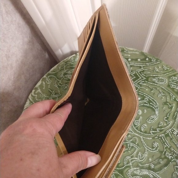 Gucci Classic Jackie O Wallet Beige - Picture 13 of 16